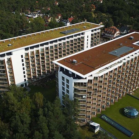 Spark By Hilton Pobierowo Buitenkant foto