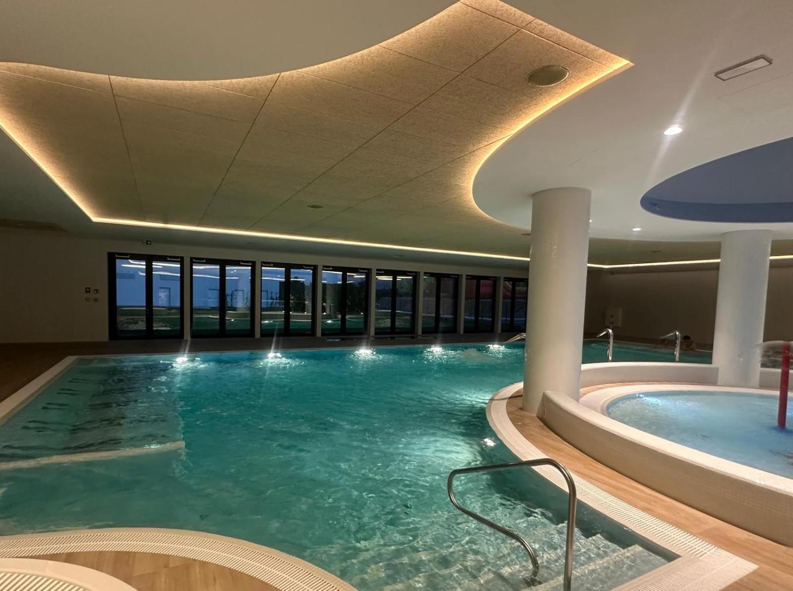 Spark By Hilton Pobierowo Buitenkant foto