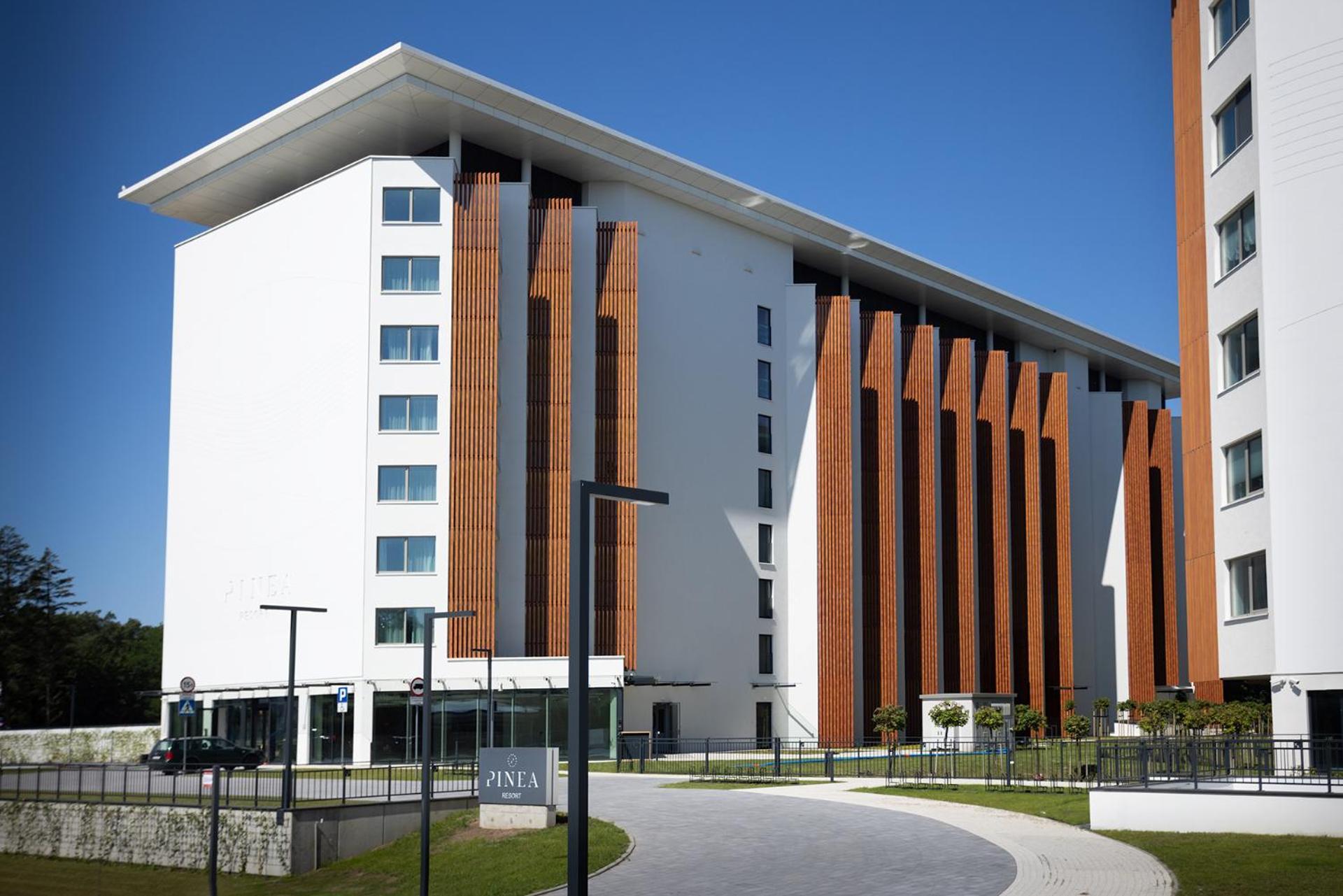 Spark By Hilton Pobierowo Buitenkant foto